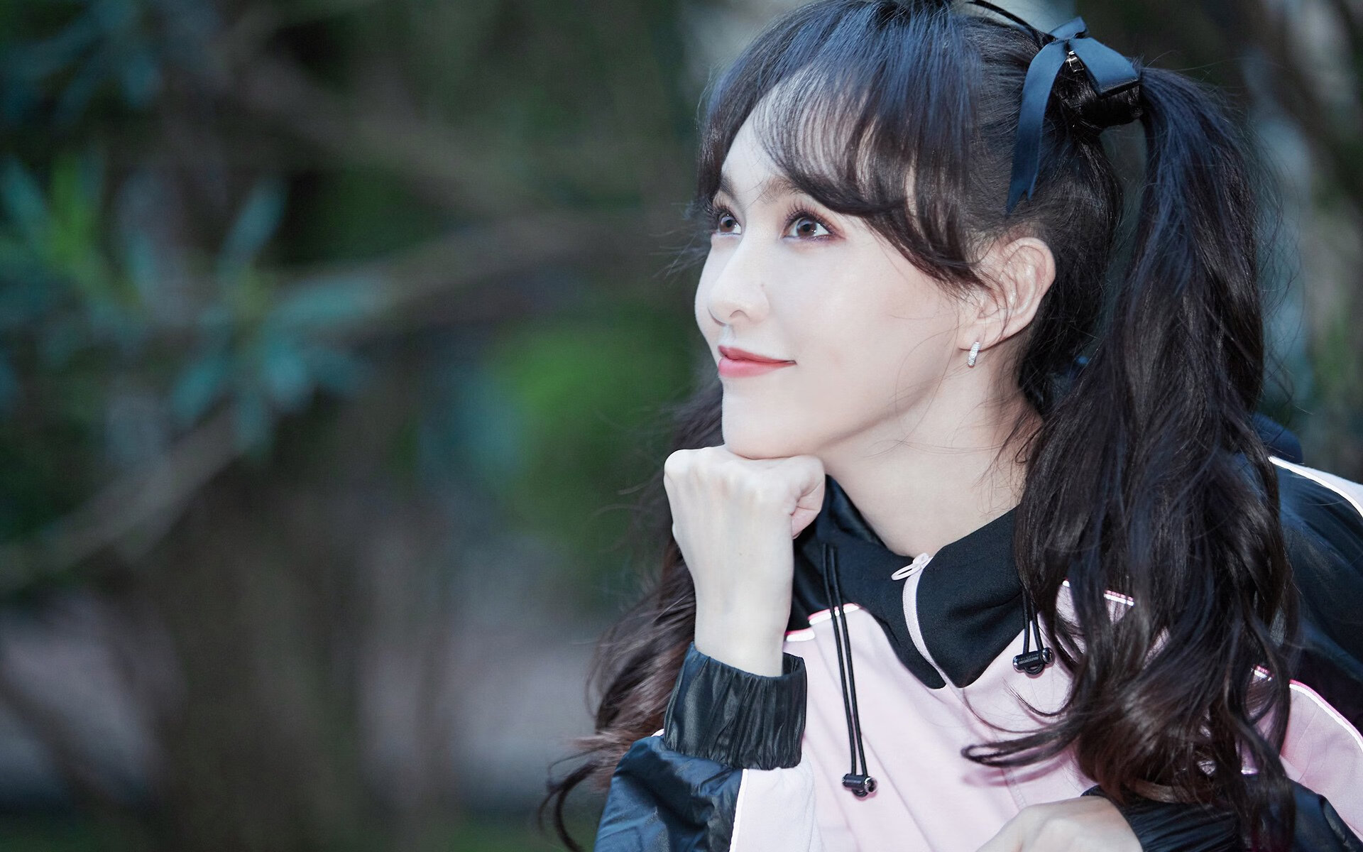 爱游戏平台-中超中国队复仇世界杯预选赛 球迷欢呼热烈,中超复赛时间